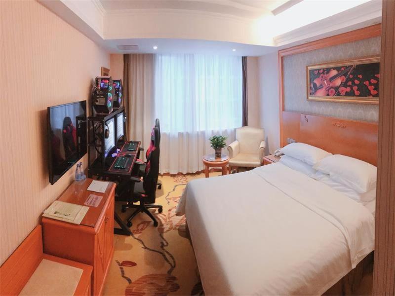 Vienna Hotel Zhongshan Central Coach Station Csangcsou Kültér fotó